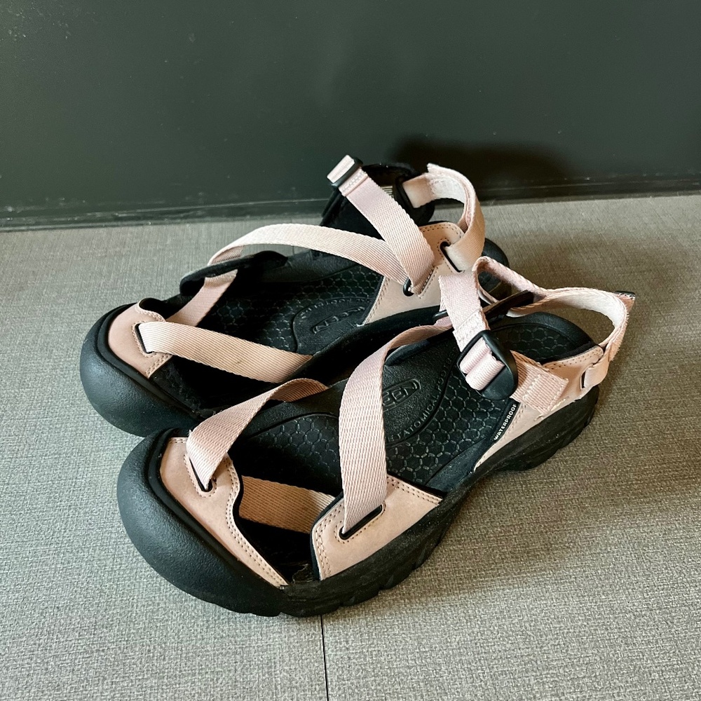 KEEN Women’s ZERRAPORT II sandals